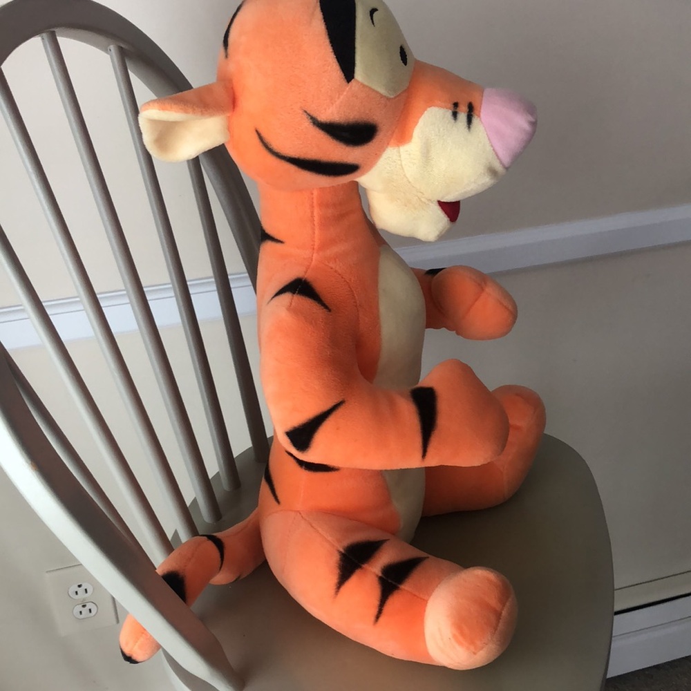 Disney Plush Tigger - Picture 5 of 11